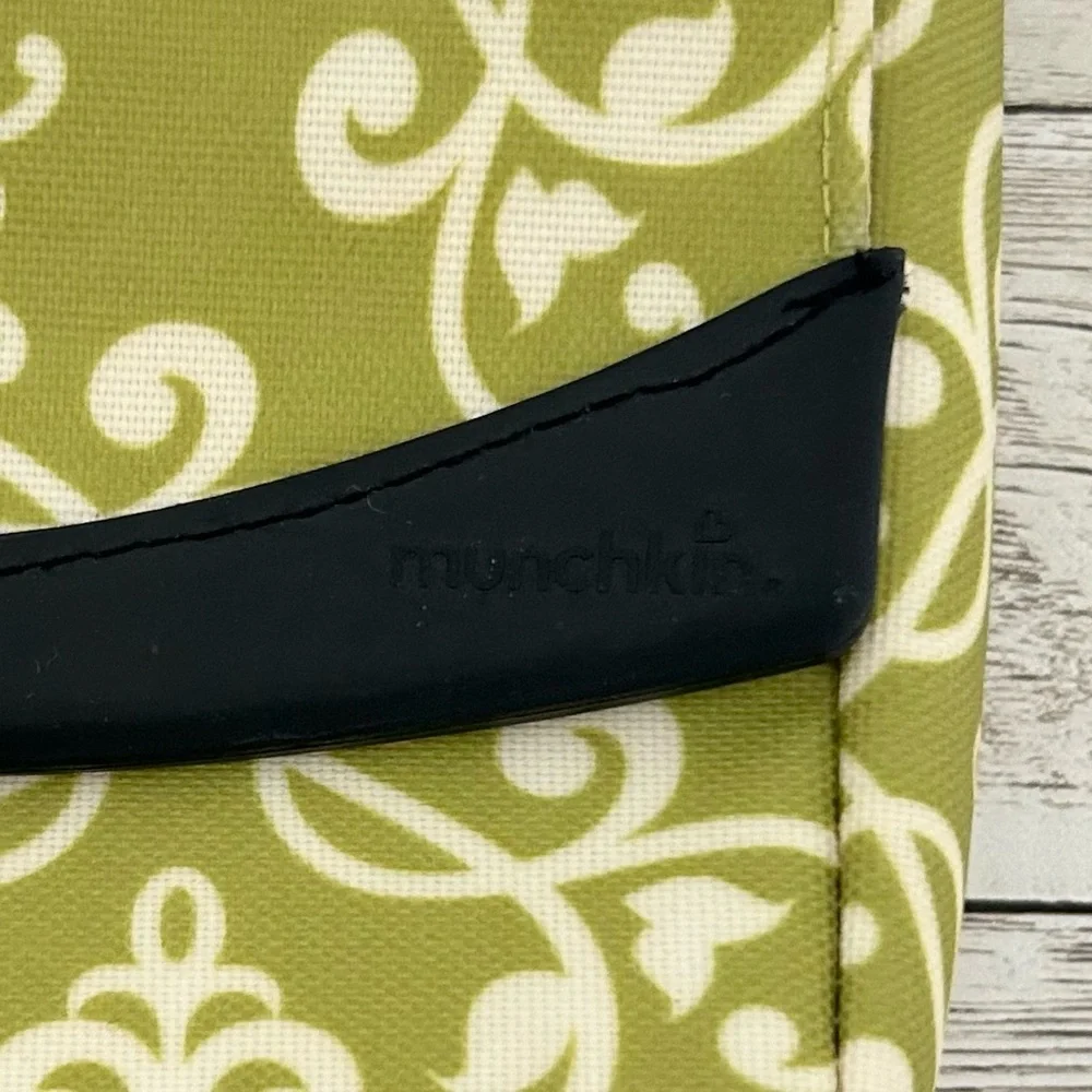 4/$25 Munchkin Diaper Change Pouch in Green & Cream Scroll Wristlet Changing Pad